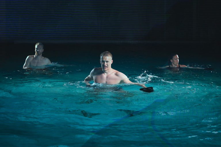 Virtual fitness in a pool